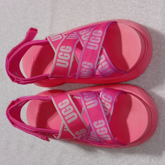 UGG Shoes - UGG La Cloud Sandals Pink Womens Size 8
